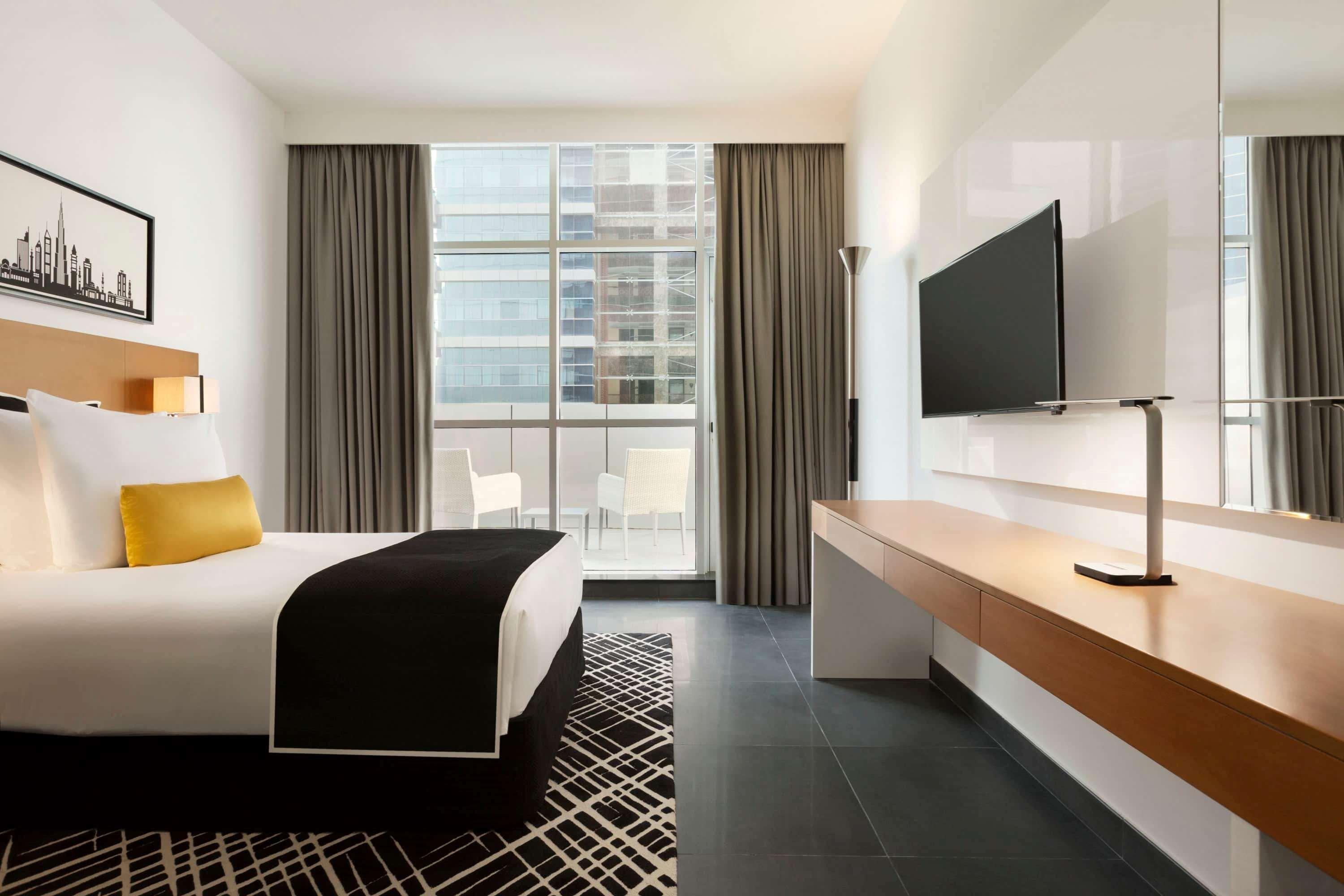 Hotel Tryp By Wyndham Dubai Esterno foto A room at the Westin Park Lane