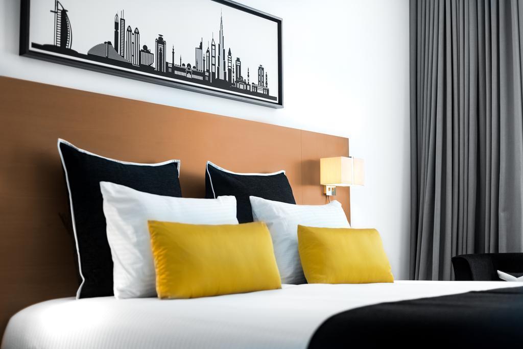 Hotel Tryp By Wyndham Dubai Esterno foto