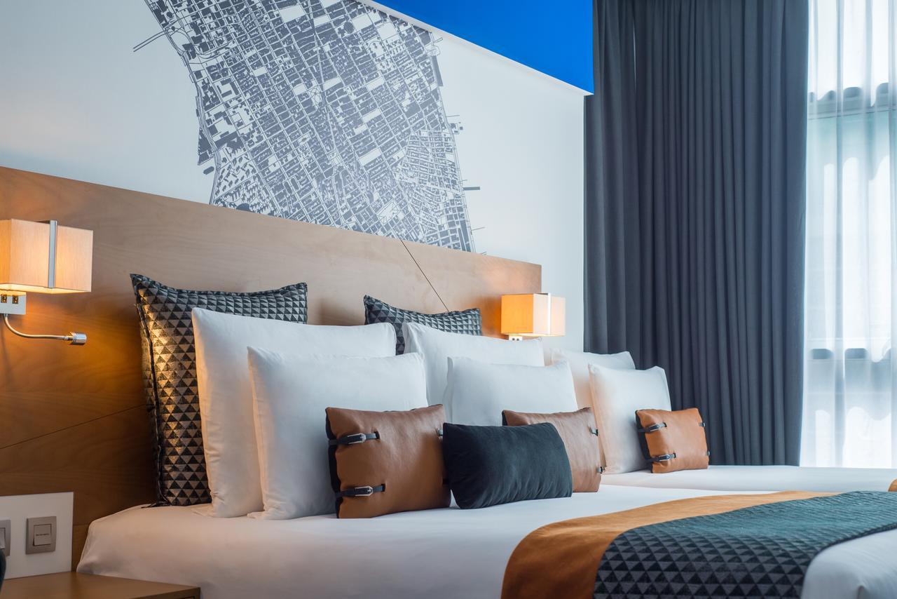 Hotel Tryp By Wyndham Dubai Esterno foto "The hotel is located in the heart of the city"