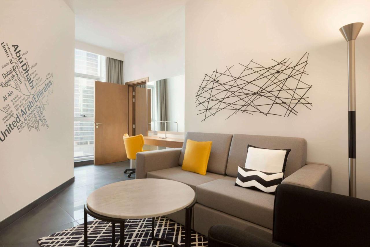 Hotel Tryp By Wyndham Dubai Esterno foto The word "United" in the hotel's name